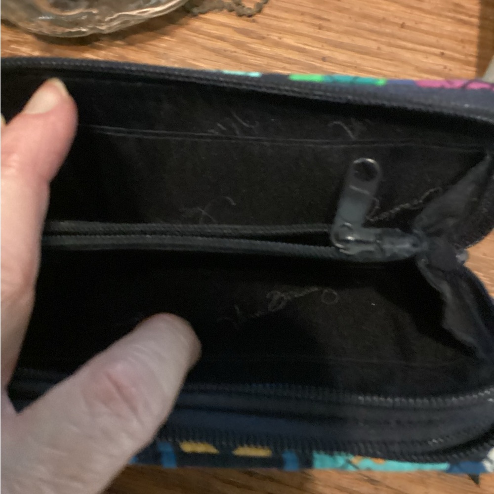 Vera Bradley wallet - Picture 3 of 6